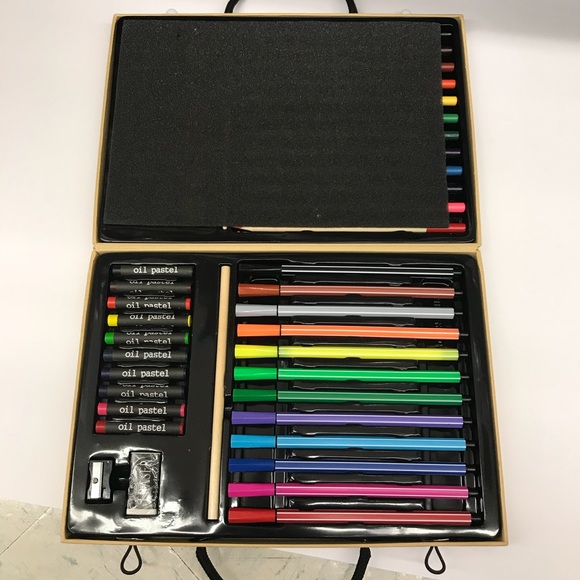 51 Piece Colorama Coloring Kit & Colorama Book. - Picture 8 of 8